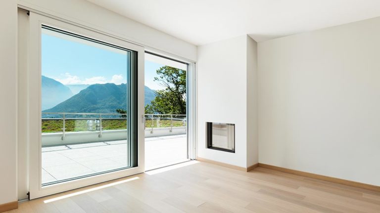 Schiebefenster und Terrassentüren aus PVC des renommierten Herstellers